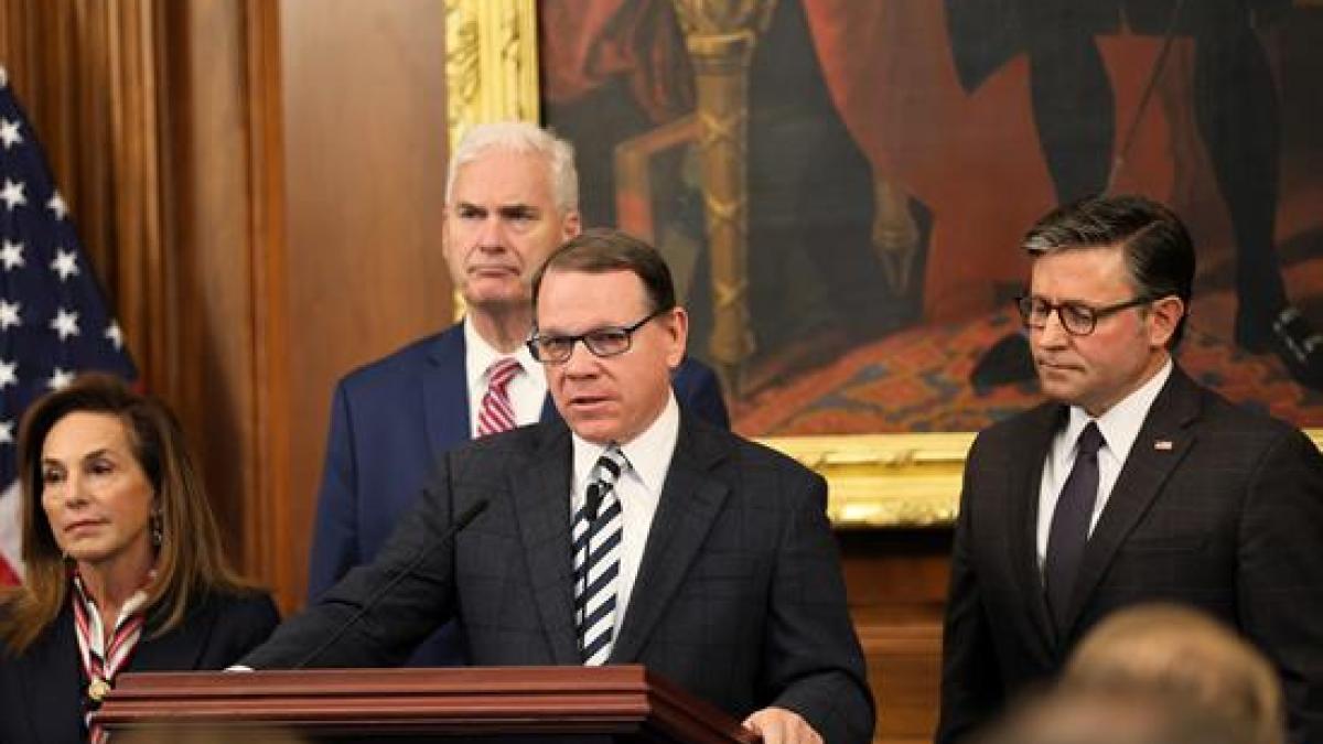 Graves at shutdown press conference